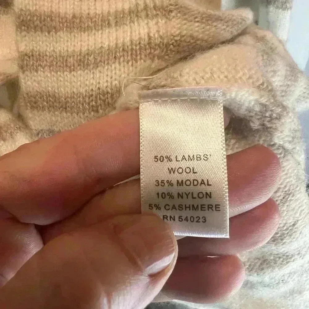 Banana Republic Cardigan Small, Lambswool cashmere blend - Picture 6 of 6